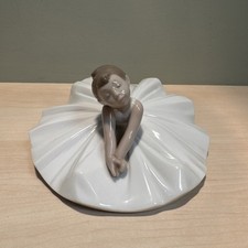 Lladro NAO Porcelain Figurine “Dance Class” #1283 Ballet Dancer Girl Ballerina