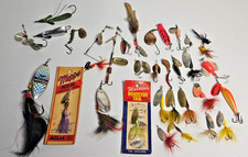 Lot of 34 Fishing Lures Misc Spinners  Mepps Blue Fox Rooster Tail Schlipp Etc