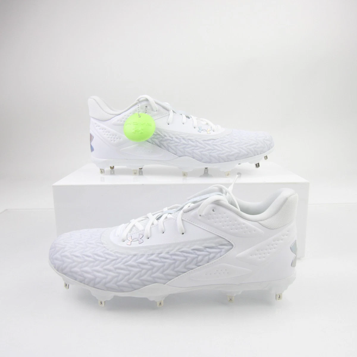 Under armour White 14 US Baseball & Softball Shoes & Cleats  display picture 1