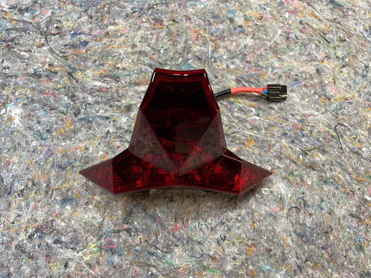 ほあほあ Kawasaki Ninja ZX-4RR ZX4R OEM LED Rear Tail Light Taillight 23025