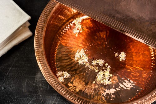 Solid Copper Foot Bath with Removable Footrest | Copper Foot Basin Warming Bowl - Picture 3 of 7
