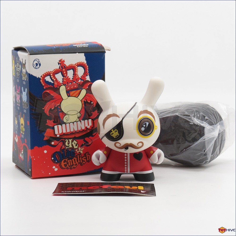 Kidrobot Bugs Bunny スケルトンフィギュア Kidrobot Bugs Bunny スケルトンフィギュア