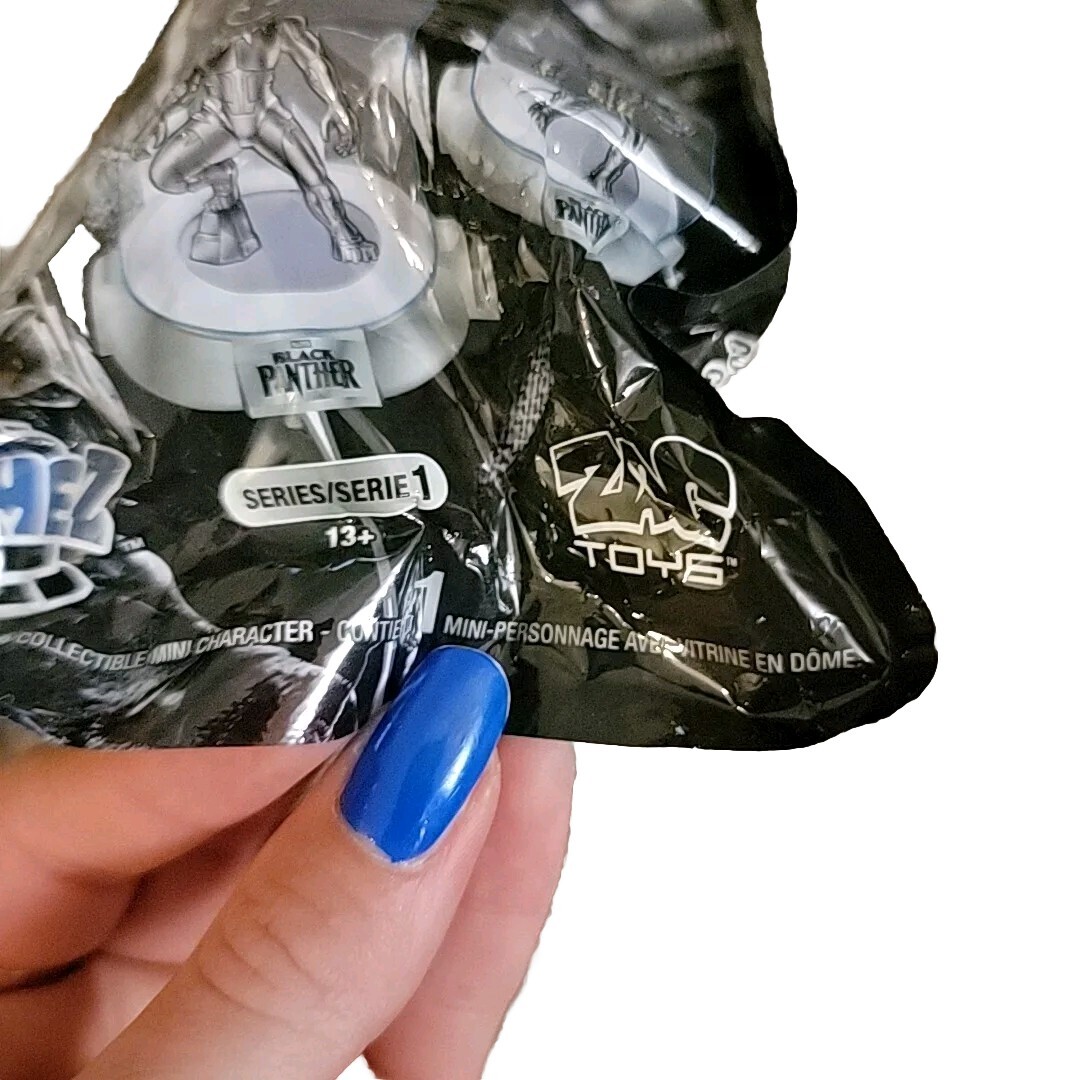 Marvel Black Panther Collectible Minis DOMEZ Series 1 Blind Bag  thumbnail 3