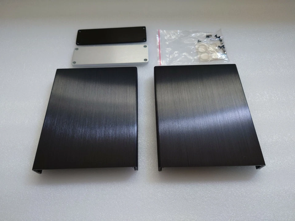 Carcasa de metal cepillado de aluminio / Estuche Mini AMP / Caja de preamplificador / Chasis PSU Foto 3 de 4