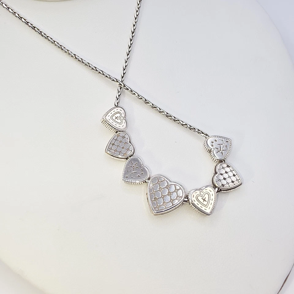Collar Brighton Corazón Encantado Tejido Retirado Tono Plata Ajustable Foto 4 de 4