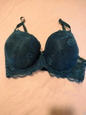 B. Luxe Women's Bra 38D Teal Lace Underwire Push-up Padded Scalloped Trim Style