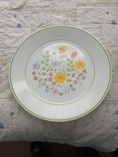 Corelle Spring Meadow Luncheon / Salad 8.5  Plates Set of 3 1970s