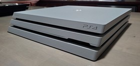 Sony PlayStation 4 PS4 Pro Glacier White 1TB Bundle 13.02 FW Clean! Tested!