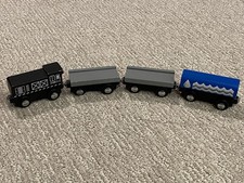 Toys R Us Wooden Magnetic Toy Train Lot of 4