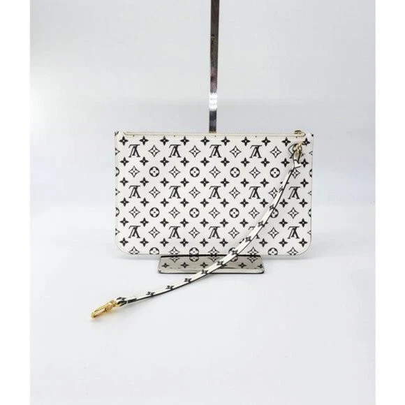 Louis Vuitton White/Black Monogram Canvas Neverfull Pochette