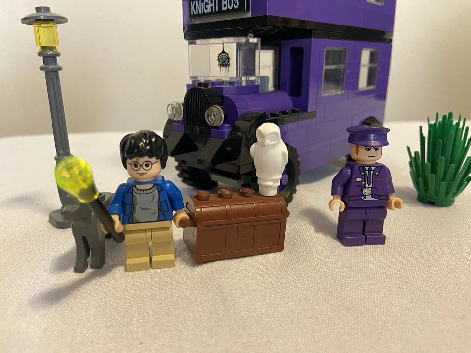 LEGO Harry Potter 4755 Knight Bus - Image 2 of 4