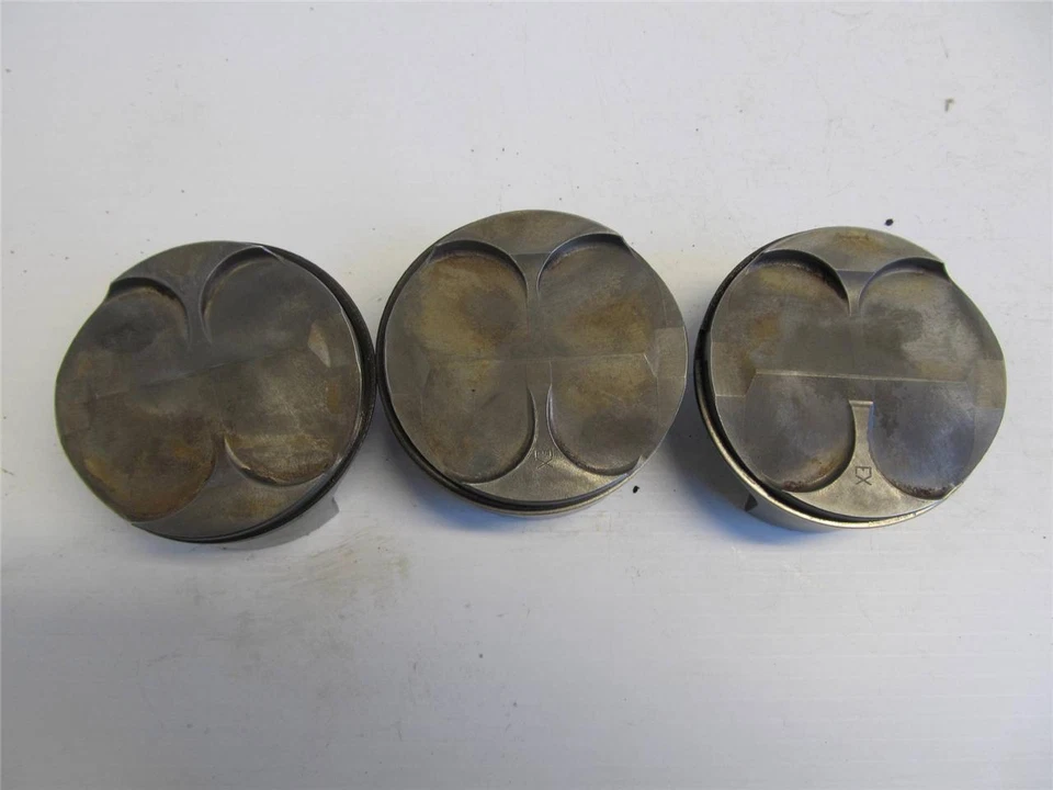 TRIUMPH STREET TRIPLE R 2013 13 14 ENGINE PISTONS PISTON - Изображение 2 из 4