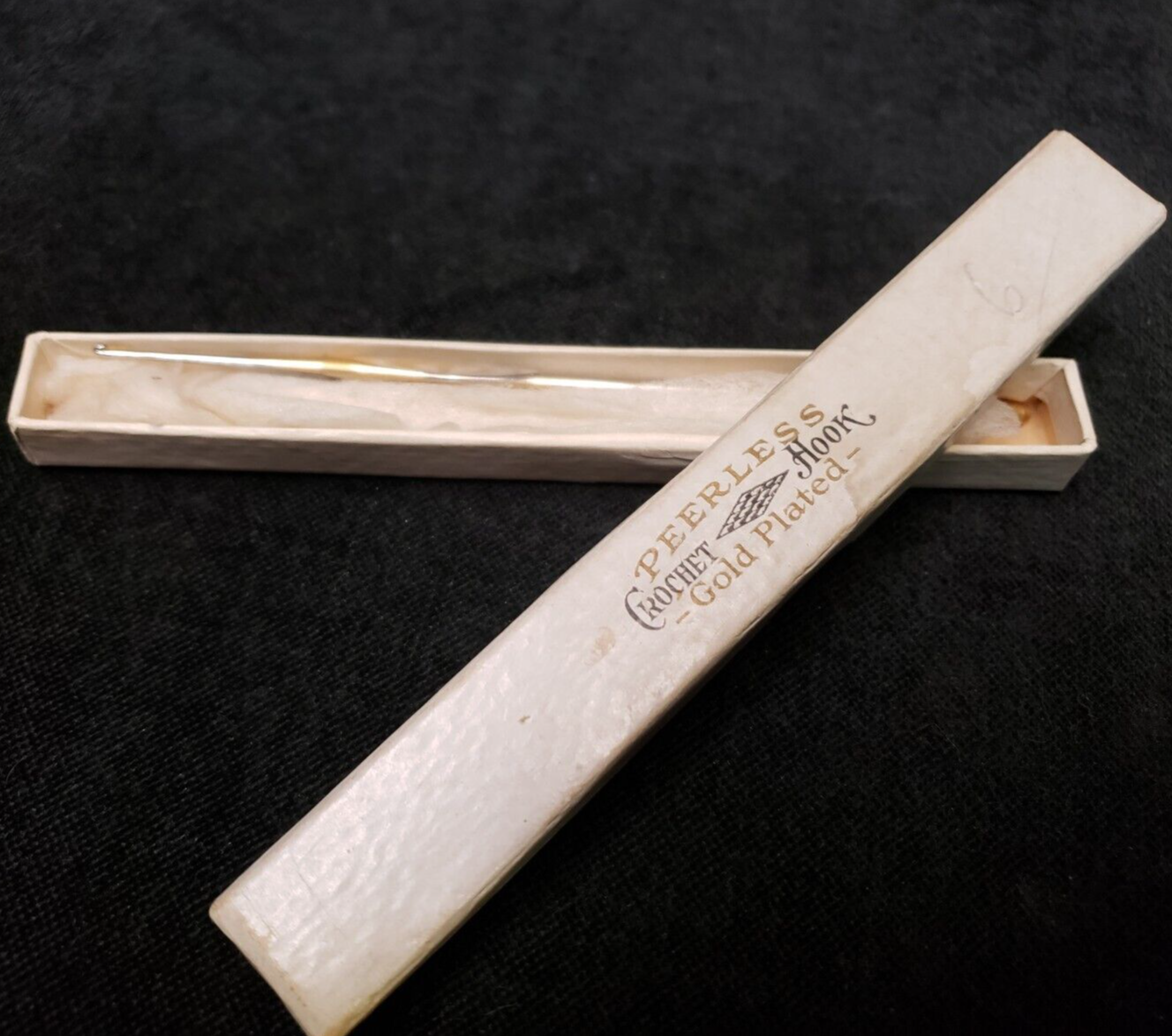 Vintage Antique Crochet Hook Gold Plated Size 6 in Box Peerless Estate