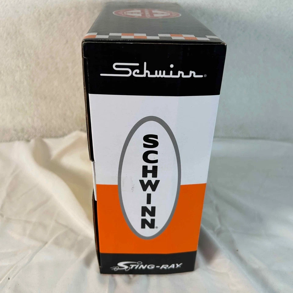 The Orange Krate 1:6 Scale Schwinn Stik Shift Sting-Ray AMTD001 Bike Model New - Image 3 of 4