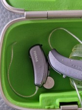 Phonak Hearing Aids for repair. both worked when last used