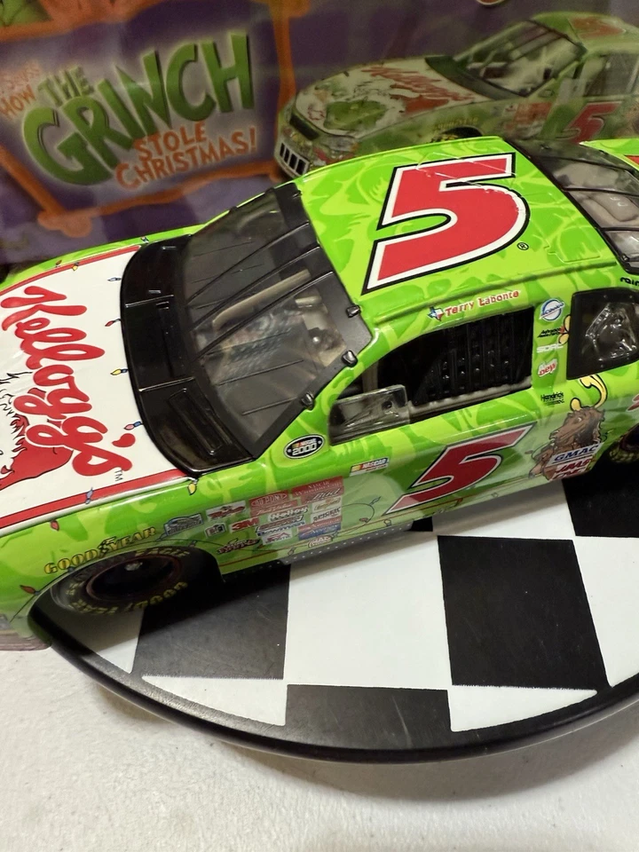 Terry Labonte #5 Kellogg’s The GRINCH CWB 2000 1/24 Nascar Diecast - Image 4 of 4