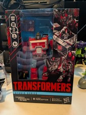 Transformers Studio Series MTMTE Collection Deluxe Class PERCEPTOR