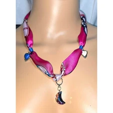 Celestial dream: Silk Moon & Hearts Necklace