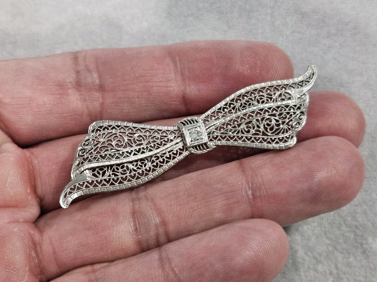 14 kt Gold  1930's ART DECO  Diamond European Filigree Bow Brooch Pin View 6