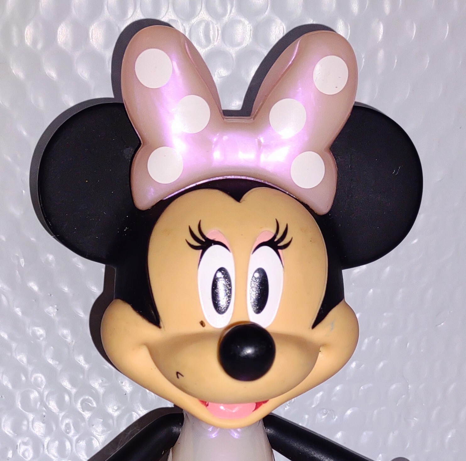 Disney Rainbow Dazzle Minnie Mouse Talking Color Changing Doll Sings ...