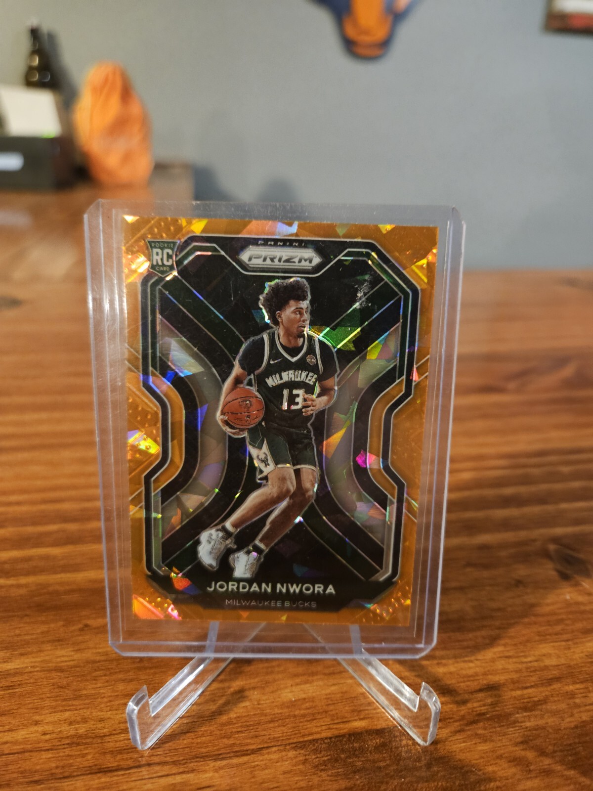 2020-21 Panini Prizm Orange Cracked Ice Prizm RC Jordan Nwora #273. sp