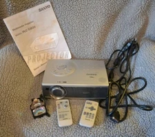  SANYO Multimedia Projector Model PLC-SW30 with Cord, Remote, and Manual Bundle