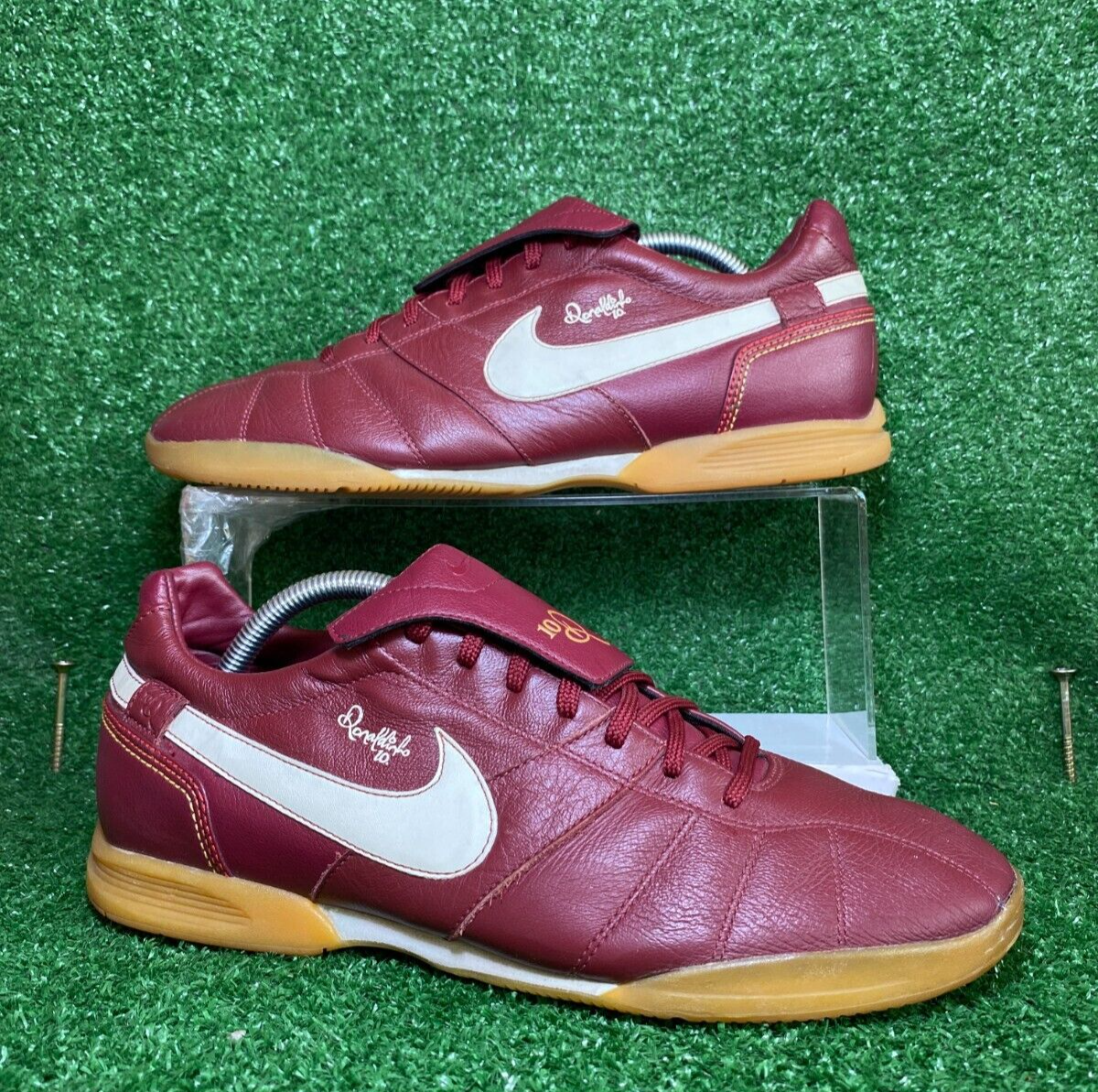 OG 2007 Nike GURI R10 IC PRO Tiempo Legend II Leather OG 2007 Nike GURI R10 IC PRO Tiempo Legend II Leather