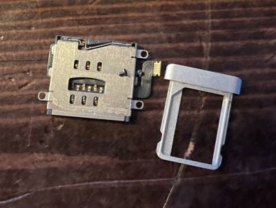 Ipad 3rd Generation SIM reader with SIM tray (A1430)