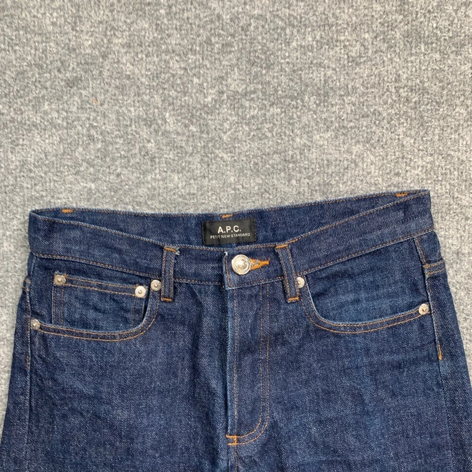 A.P.C. Jeans feminino 27 denim escuro botão mosca algodão pesado reto 5 bolsos - Imagem 4 de 4
