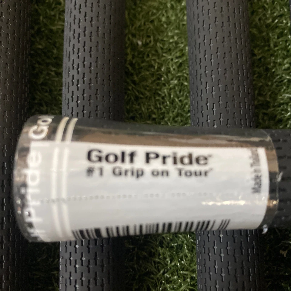 13 BRAND NEW Golf Pride Tour Velvet 360 All Black Standard Size Golf Grips - Image 3 of 4