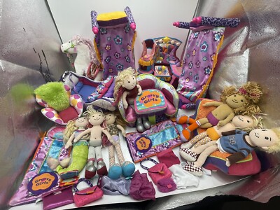 Manhattan Toys Groovy Girl Lot Dollhouse, 12 Dolls, Furniture, Huge Lot ...