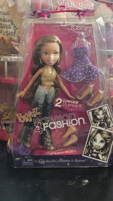 BRATZ DOLL YASMIN  PASSION 4 FASHION COLLECTION . 