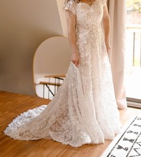 Maggie Sottero Ladonna wedding dress