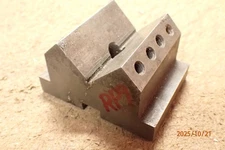 LOT RP9: SMALL MACHINIST V-BLOCK JIG FIXTURE SETUP TOOLING