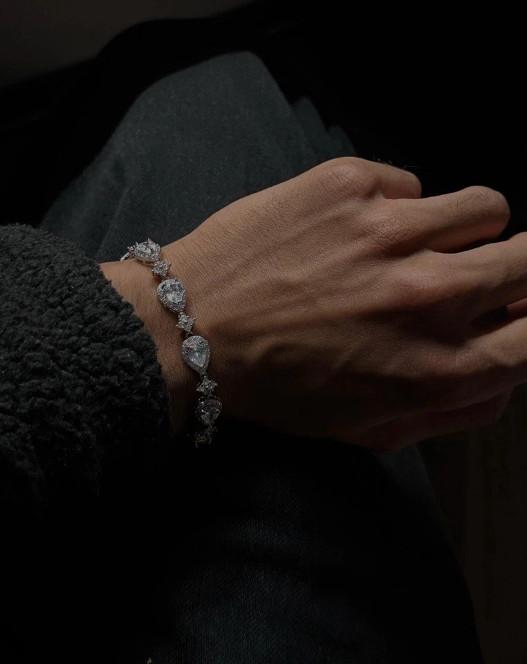 TearDrop Diamond Bracelet - Image 2 of 2