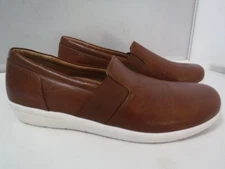 GA2 Vionic Slip On Shoes Women’s US 9.5 Brown Leather Gianna Comfort Loafers