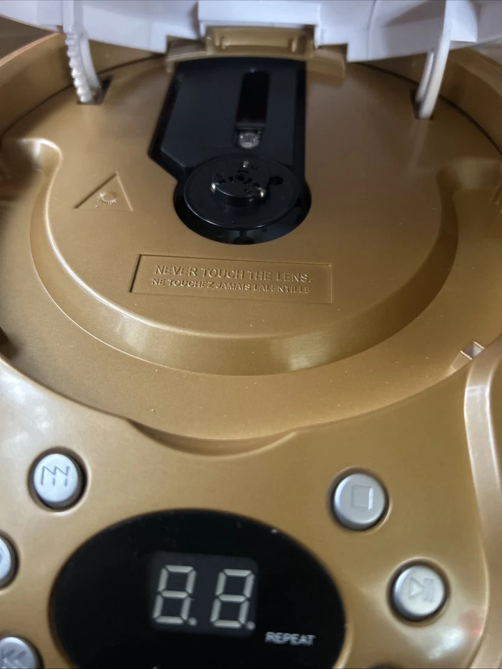 Radio CD Portátil Sylvania Boombox Modelo No. SRCD261-B Reproductor de CD AF/FM LIMPIO semanas Foto 2 de 4