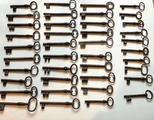 40 chiavi circa 120 anni serratura ferro cassaforte castello cantina decorazione vintage n.1