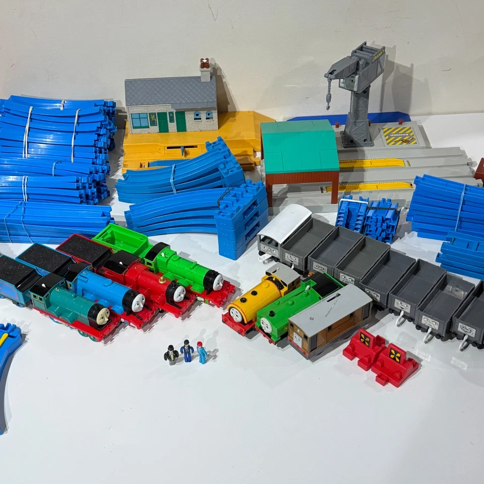 De colección Tomy/Plarail Thomas el Tanque Motor Tren Lote 168 Piezas Mezcladas 1993-1997 Foto 3 de 4