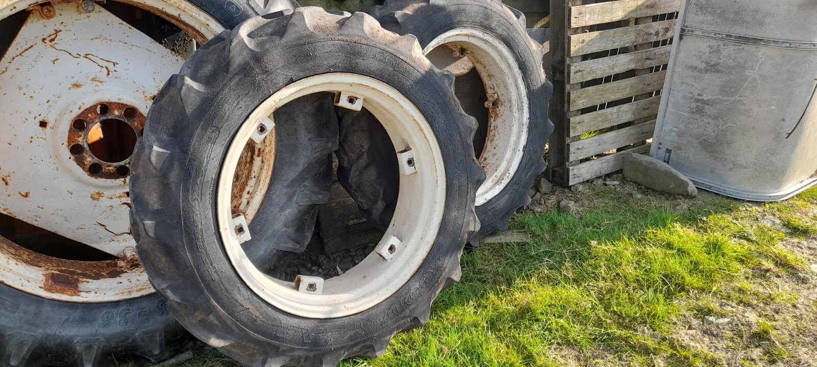 Used Tractor Rims 11.2 28 USED TRACTOR WHEELS AND TYRES | eBay UK