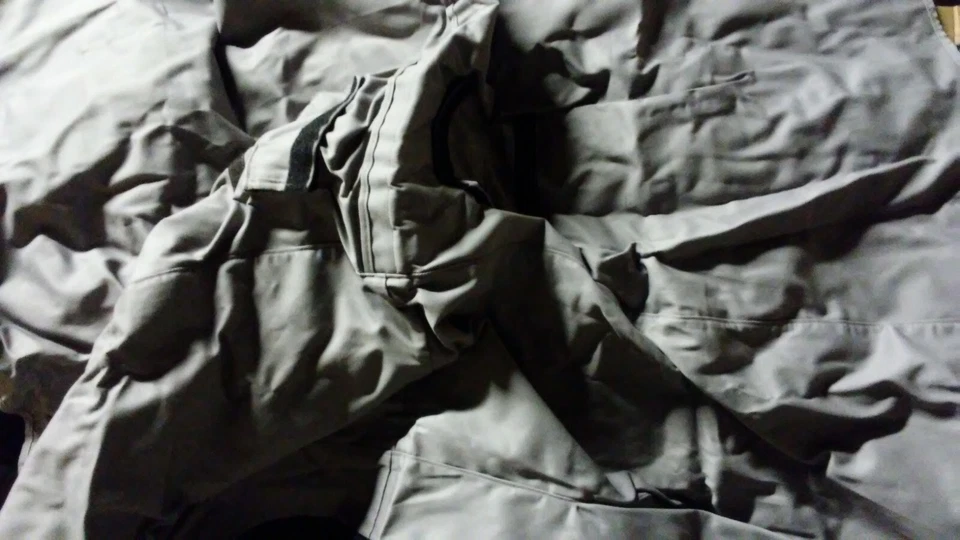 Чехлы для собак 2-й ряд защита переднего сиденья DCA4466GY 2009 Dodge Ram серые - Изображение 2 из 4