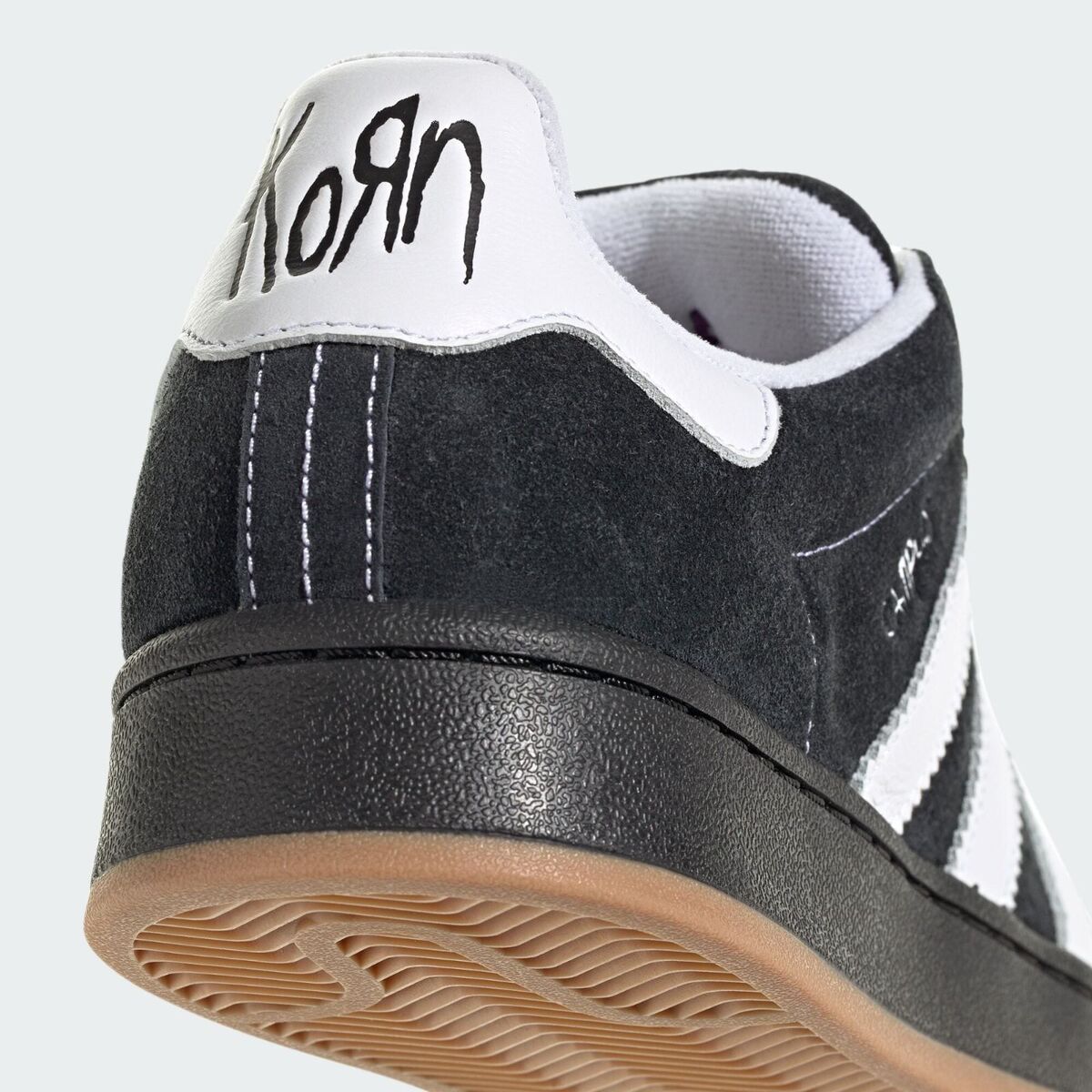 Korn adidas Originals Campus 00s Black/White Gum IG0792 Korn adidas Originals Campus 00s Black/White Gum IG0792