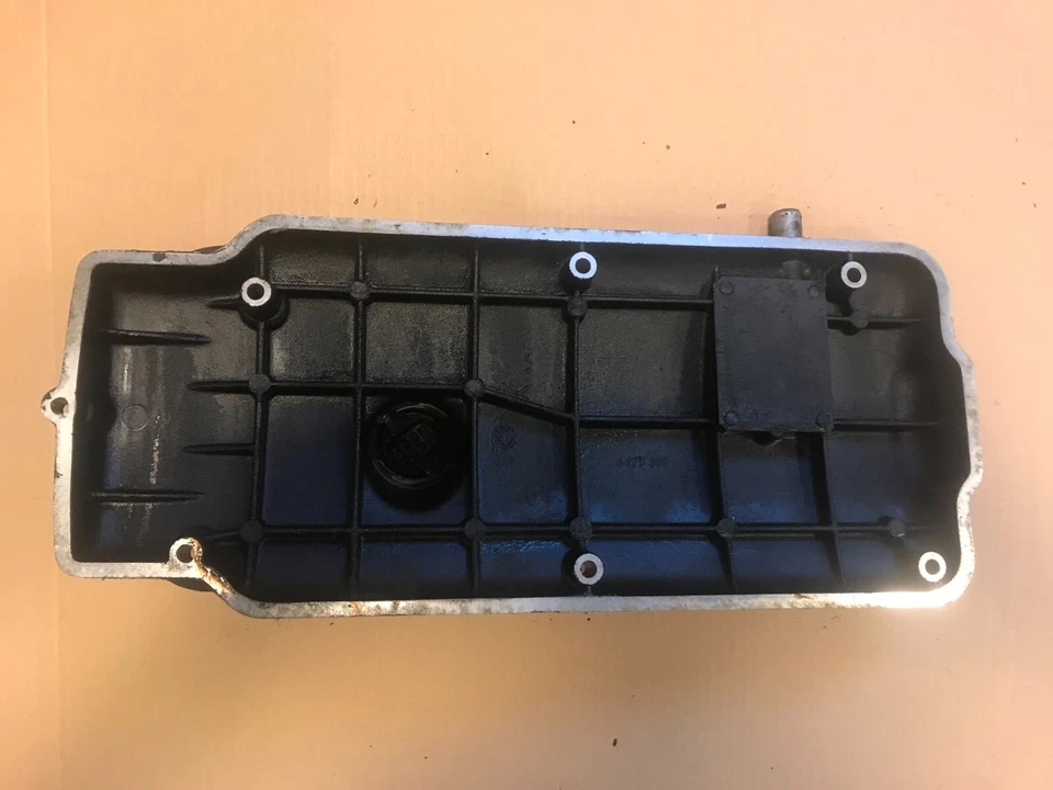 BMW 1502 2002 E21 E30 1500 2000CS E12 E28 M10 Tapa culata 1270358 usado m Foto 2 de 3