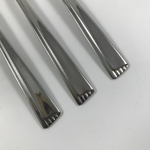Vintage INTERNATIONAL WM ROGERS Stainless 3 SALAD FORKS 6-1/8" USA INS72 - Picture 2 of 3