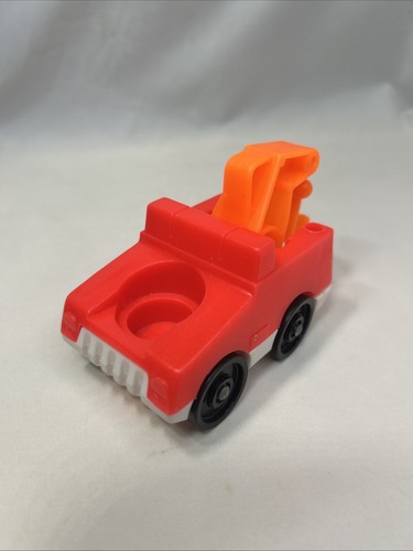 Vintage Fisher Price Little People Red Tow Truck PERFECT CONDITION. Rare Piece - Bild 14 von 14