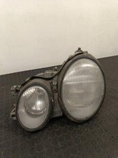 Feu avant (phare) Mercedes 208