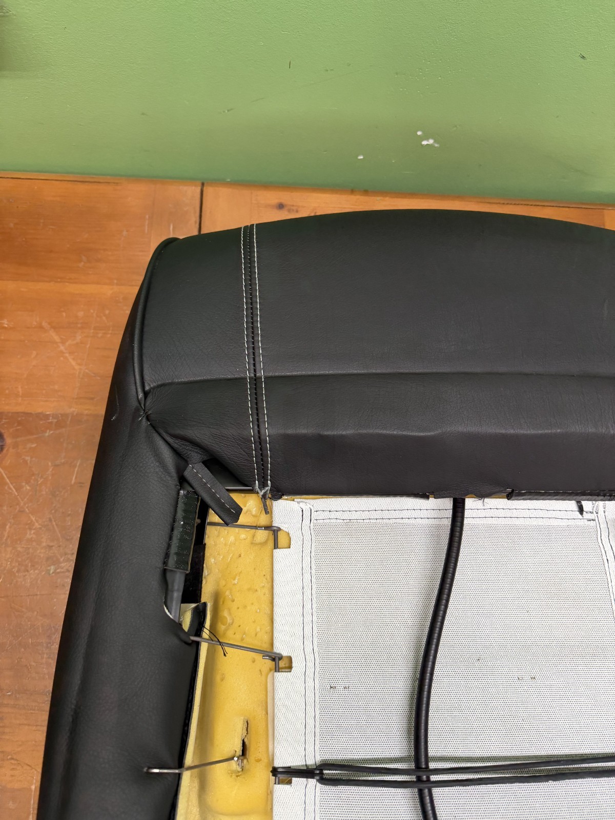 2003-2008 Maserati Quattroporte Left Front Driver Upper Seat Back Cushion OEM