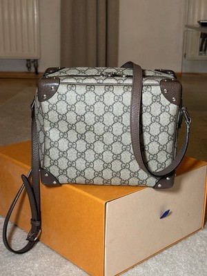 Gucci Supreme Globe-Trotter Crossbody Tasche aus feinstem Leder 100 % Original.