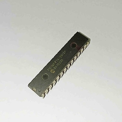 2 Pièces Circuit Intégré HA12016 Hitachi - Boîtier DIP 16 Broches - Original - Pour Réparation Audio/électronique Vintage