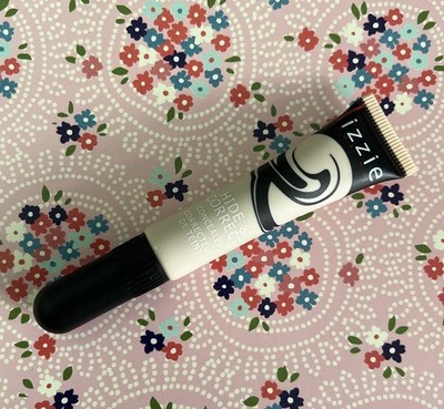 Lizzie Hide And Correct Concealer - Dark -9ml